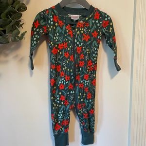3-6 mos. Hanna Andersson poinsettia print holiday pajamas